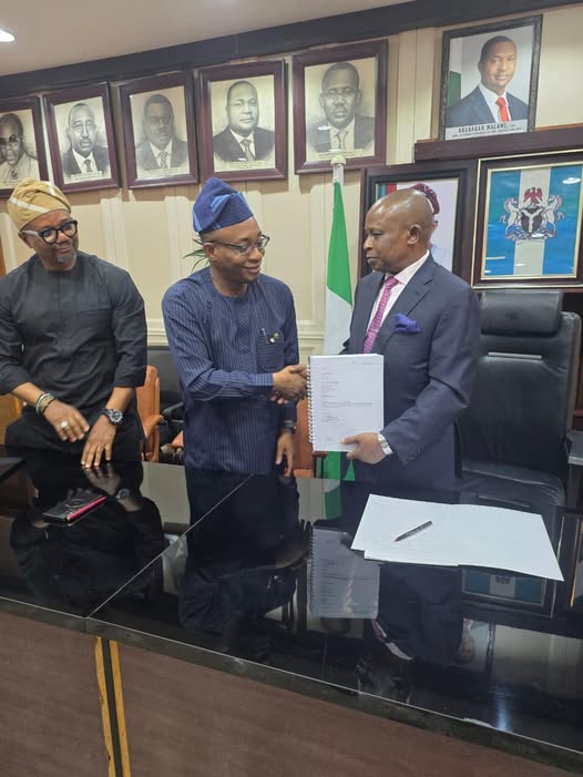 Dr Adedokun, during a formal presentation of the award to the Attorney General of the Federation and Minister of Justice, Prince Lateef Fagbemi (SAN)