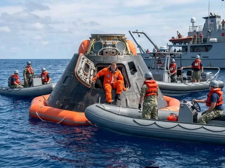 HISTORIC moments after the 10-day journey to the moon that started with a lauch on 1st April 2026 and concluded today through an oceanic splash down at Pacific Ocean