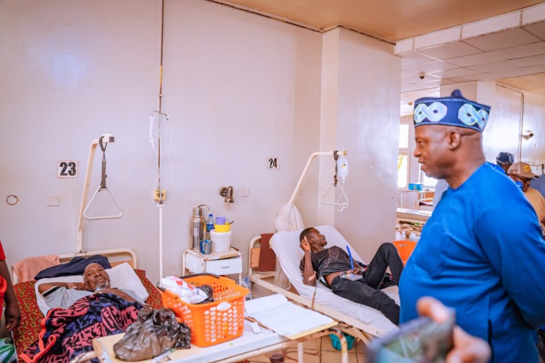 Professor Nentawe Goshwe Yilwatda, on Saturday paid a heartfelt and solemn visit to victims of the recent dastardly attack in Angwan Rukuba, Jos North Local Government Area of Plateau State