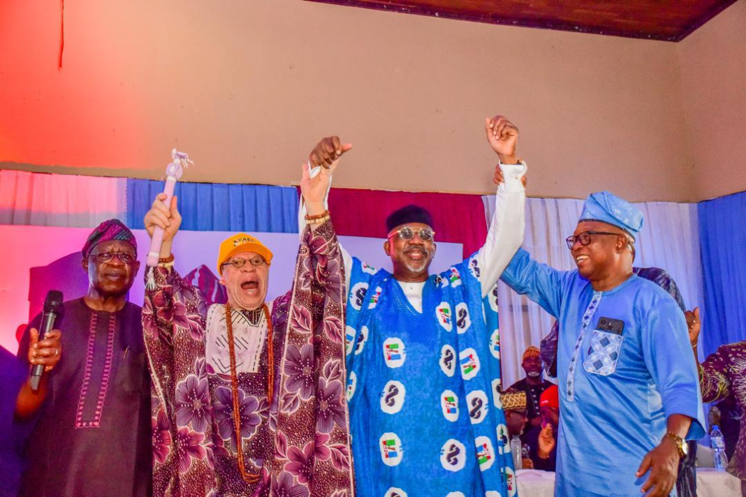 L-R: The Chairman of the All Progressives Congress in Ogun State, Chief Yemi Sanusi; the Senatorial Chairman, Ogun East Senatorial District, Prince Adeleke Adedoyin; Ogun State Governor and consensus Senatorial candidate of the All Progressives Congress for Ogun East Senatorial District, Dapo Abiodun; and the Deputy Chairman of the All Progressives Congress in Ogun State, Mr. James Dina, during the unveiling of Governor Abiodun as the consensus Senatorial candidate of the party for Ogun East Senatorial District at the strategic stakeholders’ meeting held in Ijebu-Ode on Tuesday.