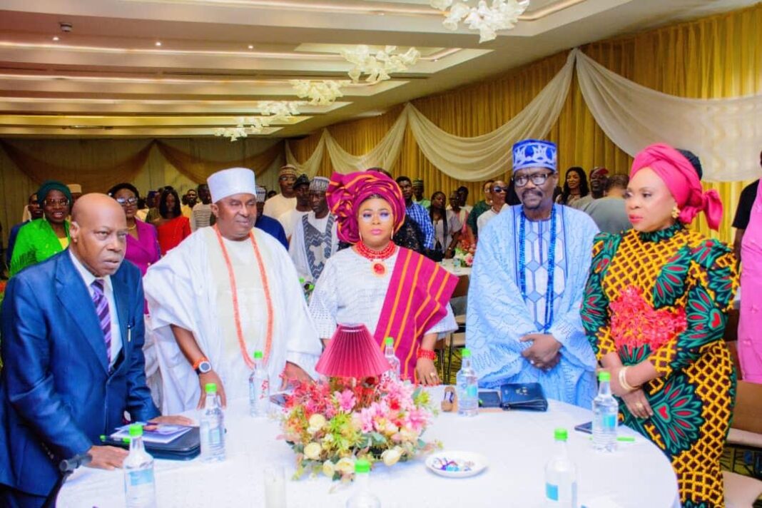 Soji Akinrinade, Olori Janet Afolabi, Rabi, Yakubu Mohammed 's wife and Ray Ekpu2